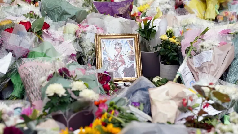Flores para Isabel II