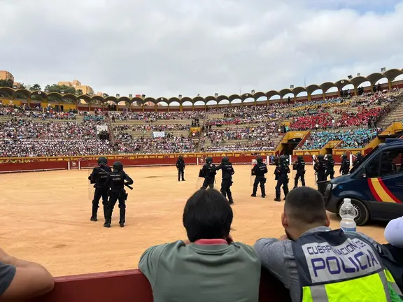 Exhibici&oacute;n de la Polic&iacute;a Nacional en la plaza de toros
