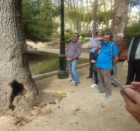 Visita ciudadanos a parque Mar&iacute;a Cristina