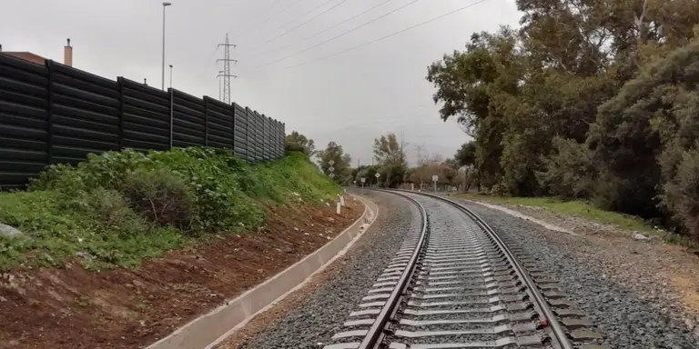 Tramo de v&iacute;a de la Algeciras Bobadilla