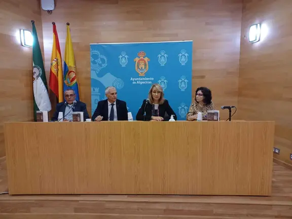 Presentaci&oacute;n del poemario