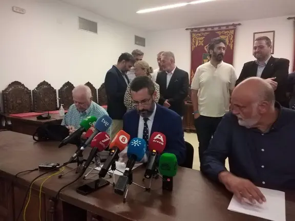 Rueda de prensa La L&iacute;nea