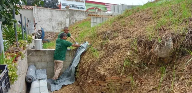 Obras de construcci&oacute;n del muro