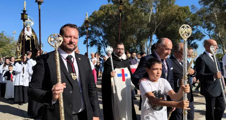 Desfile procesional de la Virgen de la Trinidad