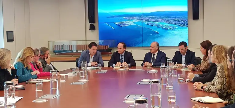 Reuni&oacute;n para al formaci&oacute;n en Centro Punta Europa - JUNTA DE ANDALUC&Iacute;A