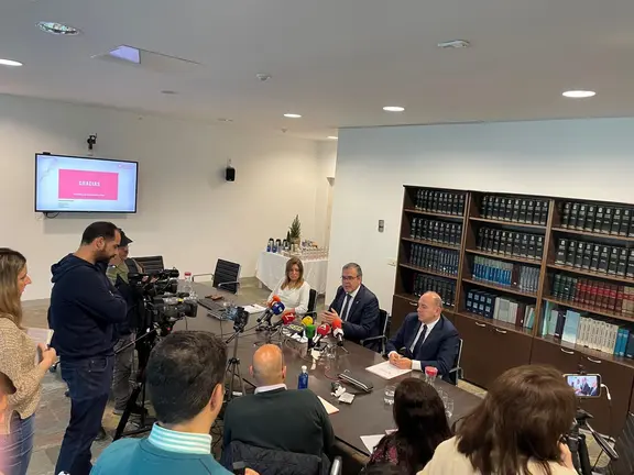 Rueda Prensa C&aacute;mara Comercio