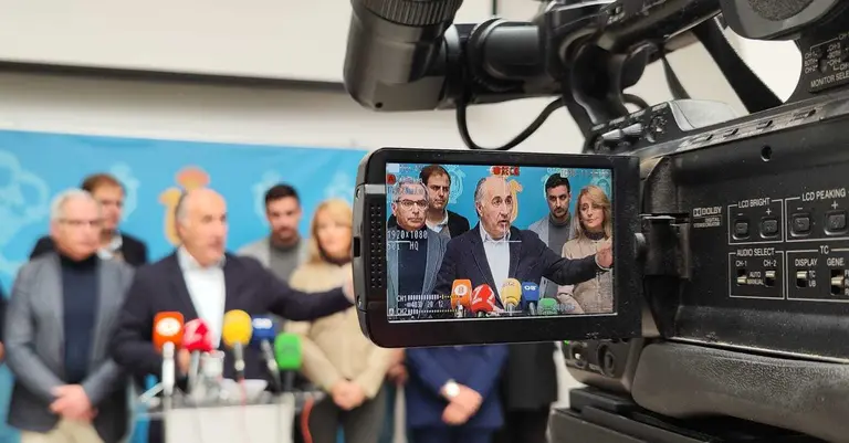 Miembros del equipo de Gobierno en una comparecencia p&uacute;blica