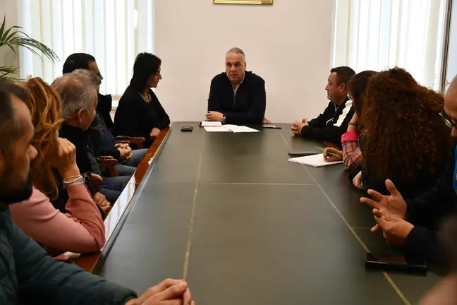 Reunion decreto estabilizaci&oacute;n