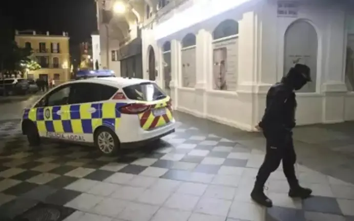 Polic&iacute;a Nacional en la Plaza Alta