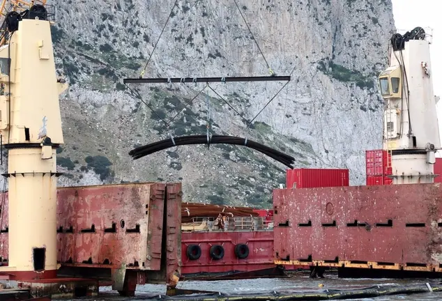 Extracci&oacute;n de la carga del OS35. - Gobierno de Gibraltar