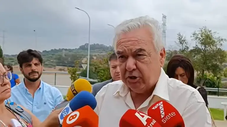 Francisco M&aacute;rquez, en una comparecencia ante los medios