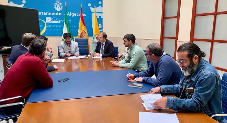 Reuni&oacute;n Torneo de Debate