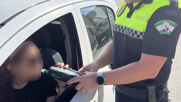 Control de alcoholemia de la Polic&iacute;a Local