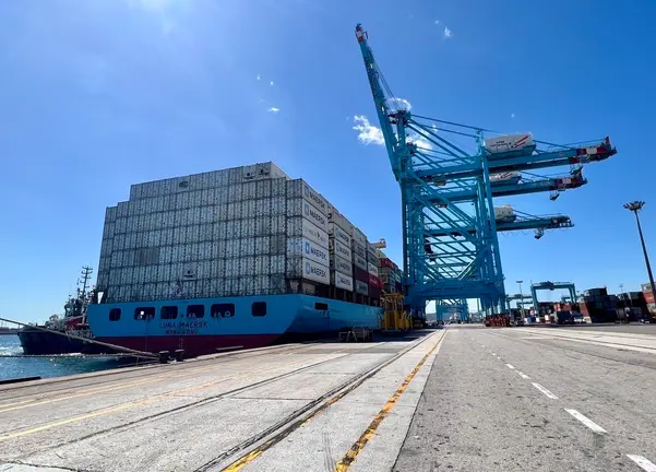 Luna Maersk