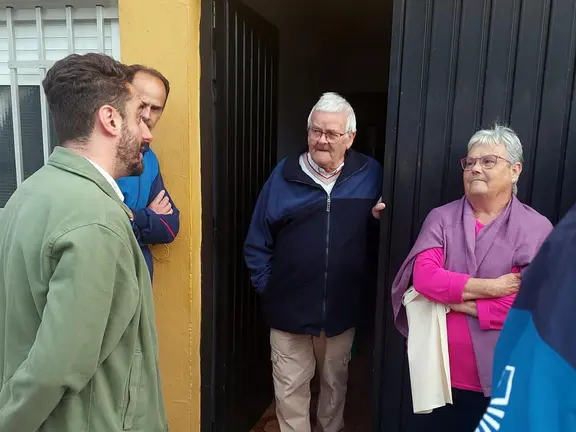 Perea, con los vecinos