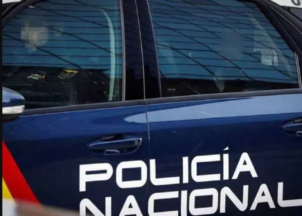 Veh&iacute;culo de la Polic&iacute;a Nacional