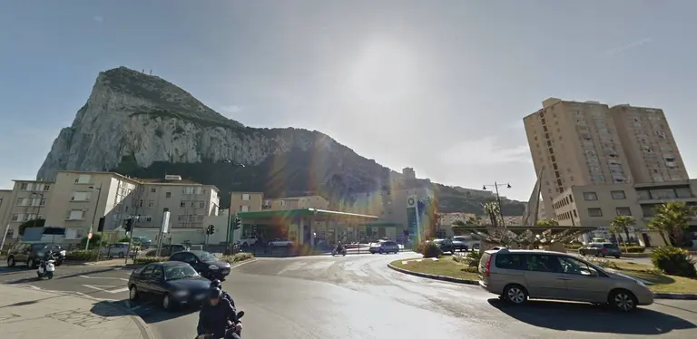 Salida de Gibraltar hacia Espa&ntilde;a