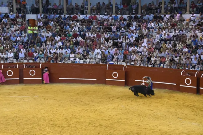 Manuel Escribano brill&oacute; en la suerte de banderillas