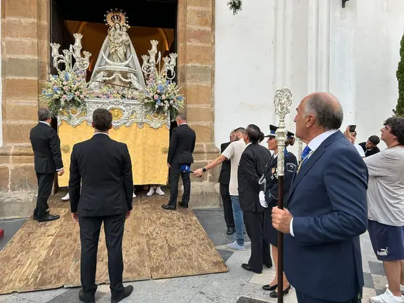 Salida de la Patrona de Algeciras de su templo