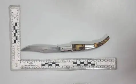 Arma intervenida al detenido