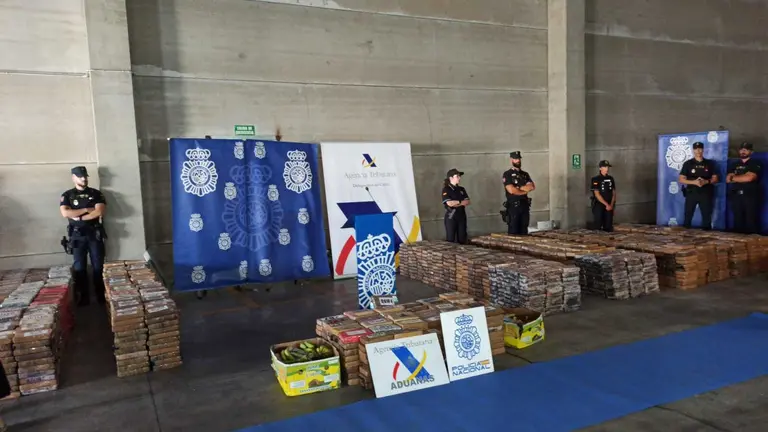 Coca&iacute;na incautada2