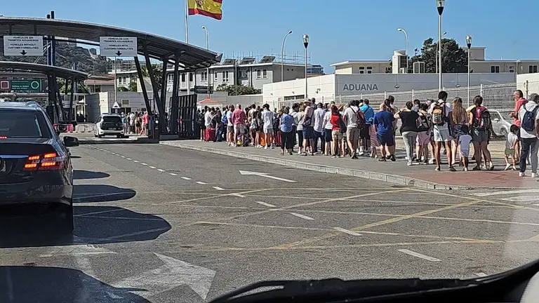 Colas en la frontera de Gibraltar