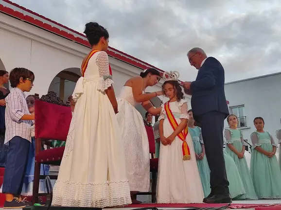 CORONA REINA INFANTIL