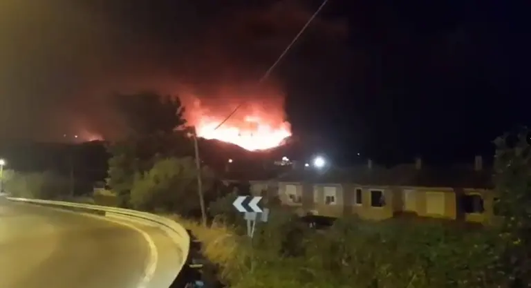 Imagen del incendio anoche