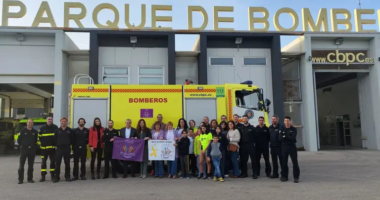 'Por una Sonrisa' con los bomberos