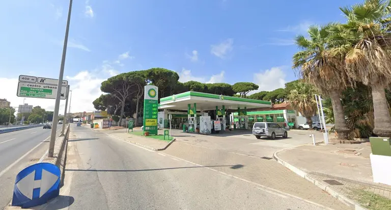 Gasolinera de Los Pinos