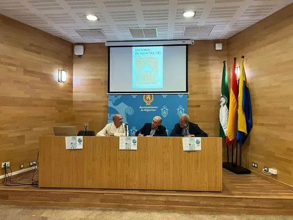 Presentaci&oacute;n del libro 'Historias de Algeciras Vol. 10'