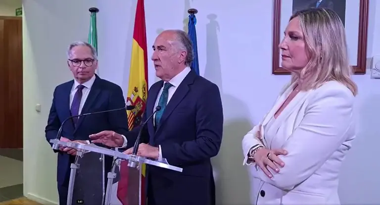 Landaluce, tras la reuni&oacute;n con el ministro Albares