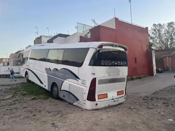 Autob&uacute;s accidentado en Algeciras (C&aacute;diz) - AYUNTAMIENTO DE ALGECIRAS