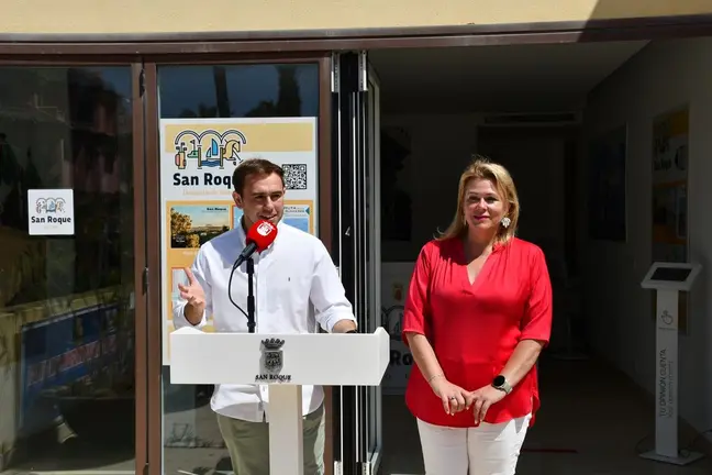 Inauguraci&oacute;n del punto de informaci&oacute;n tur&iacute;stica