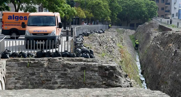 Imagen de los trabajos que est&aacute;n siendo ejecutados en las murallas