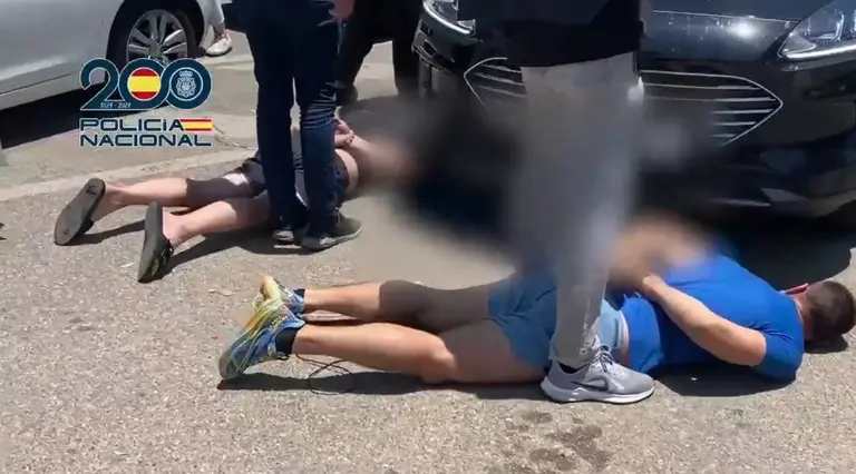 Momento de la detenci&oacute;n de los miembros de la red