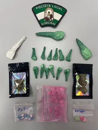 Droga incuatada a la pasajera de la moto