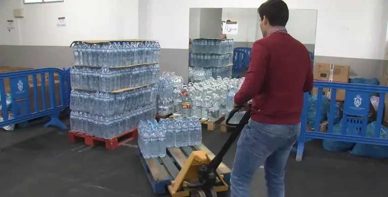 Recogida solidaria en el Enrique Talavera