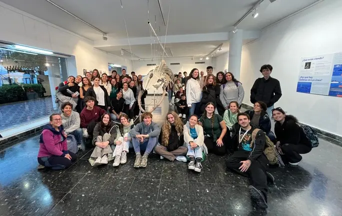 Visita de alumnos universitarios a 'Galadriel'