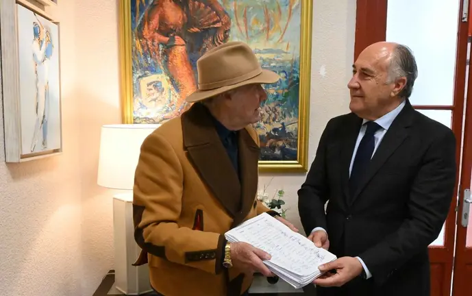 &ldquo;Miguelete&rdquo; entrega las firmas al alcalde