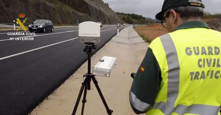 Control de velocidad de la Guardia Civil