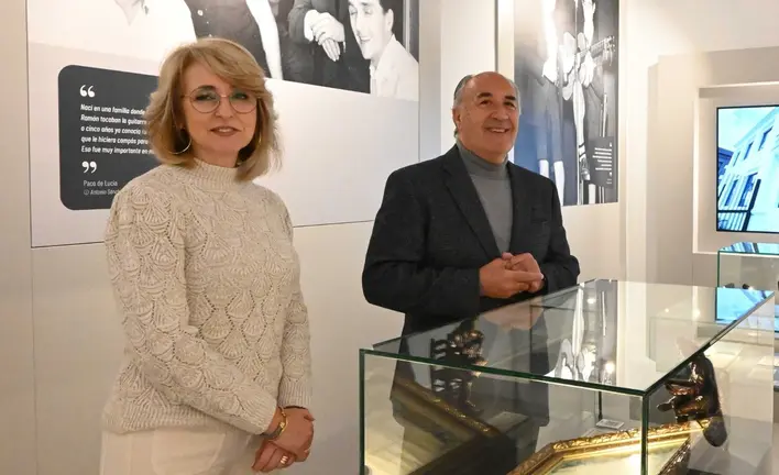 Landaluce y Pintor en uno de los actos celebrados en el Centro de Interpretaci&oacute;n Paco de Luc&iacute;a