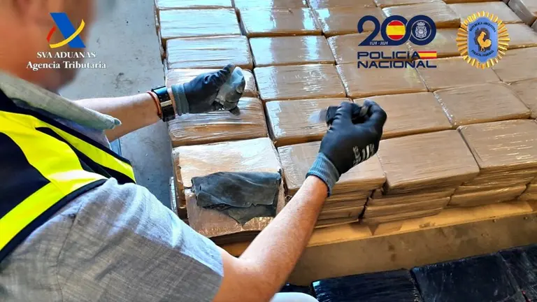 Coca&iacute;na intervenida en la operaci&oacute;n