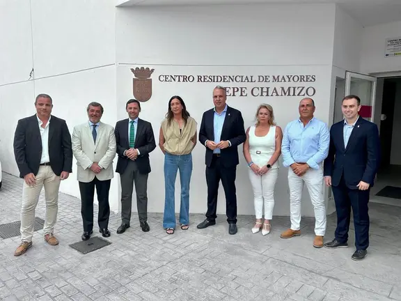 Loles L&oacute;pez visita el nuevo centro