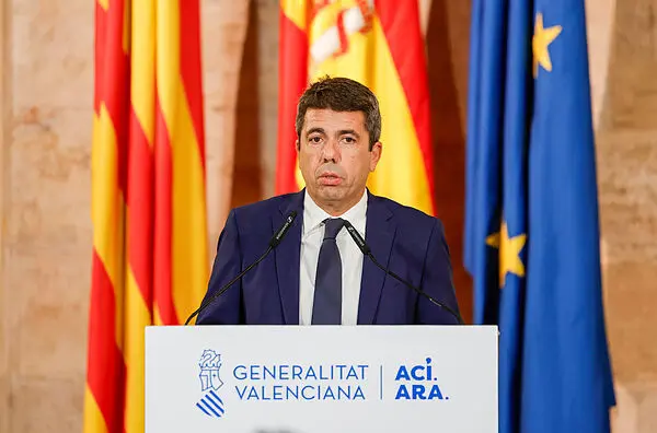 Carlos Maz&oacute;n