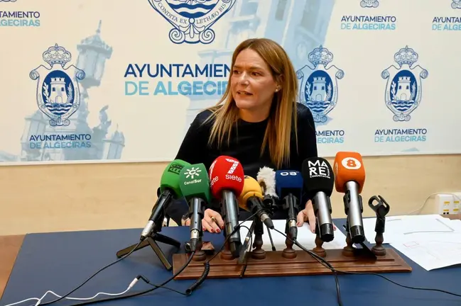 Mar&iacute;a Solanes, en rueda de prensa