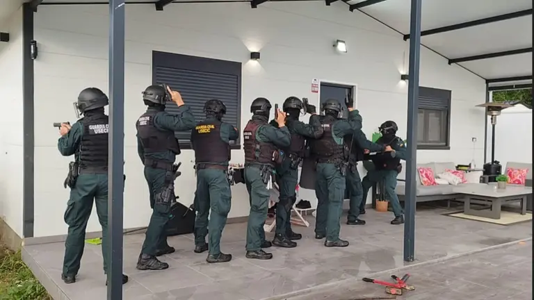Un momento de la operaci&oacute;n