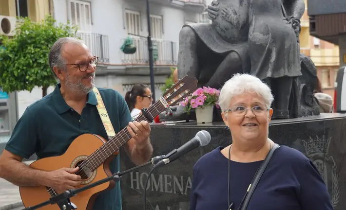 Nieves Buscat&oacute;, en el homenaje a las madres (1)
