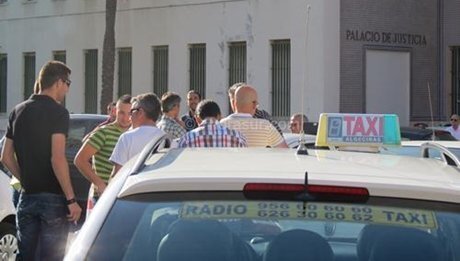 Apoyo taxista agredido, Jun2013