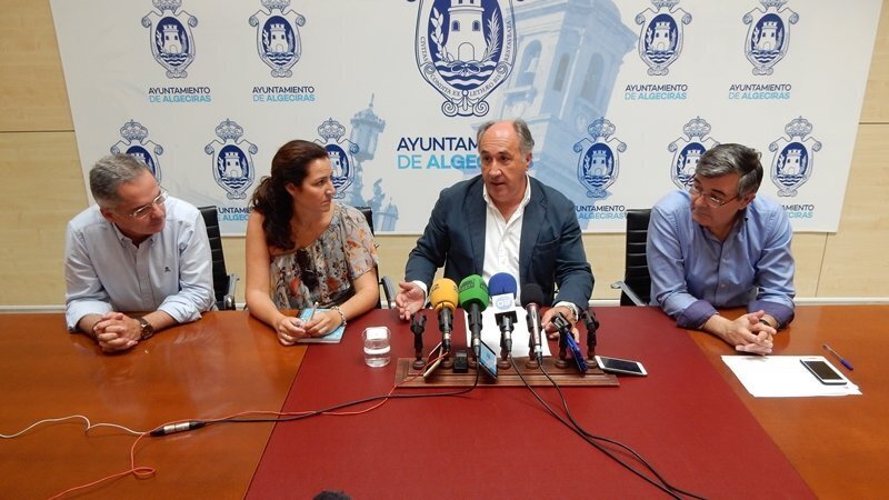Landaluce junto a Conesa, Muñoz y Fernandez en rueda de prensa